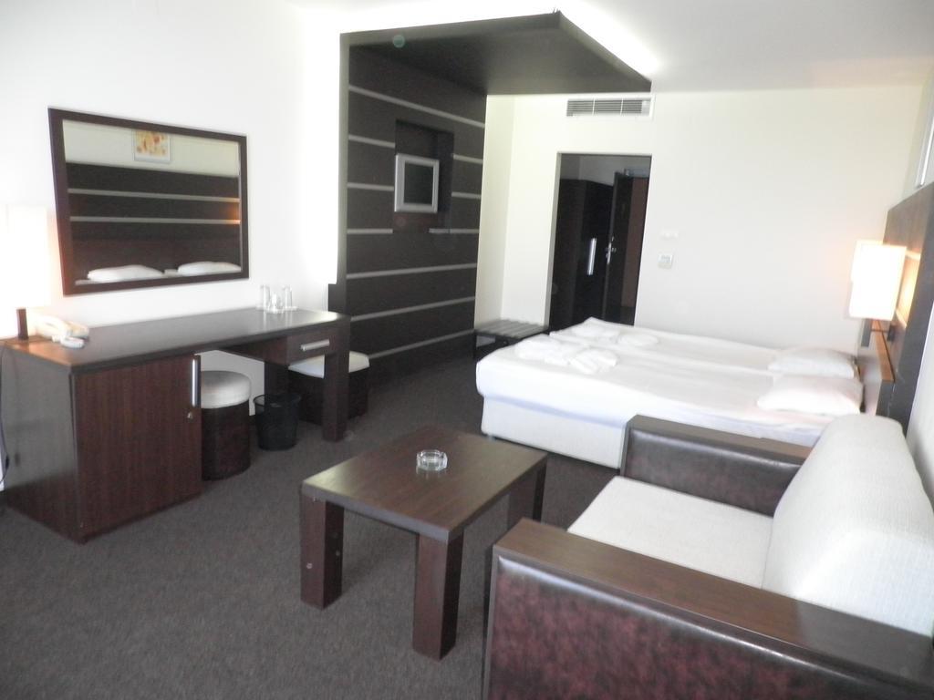 Hotel Vigo Nesebar Esterno foto